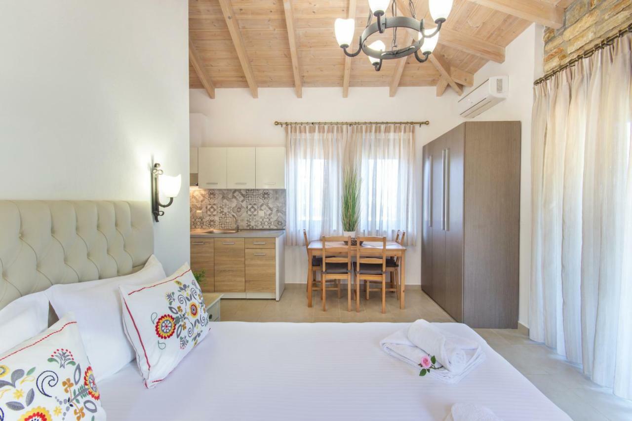 Pietra E Mare Apartment Skala Potamia  Bagian luar foto