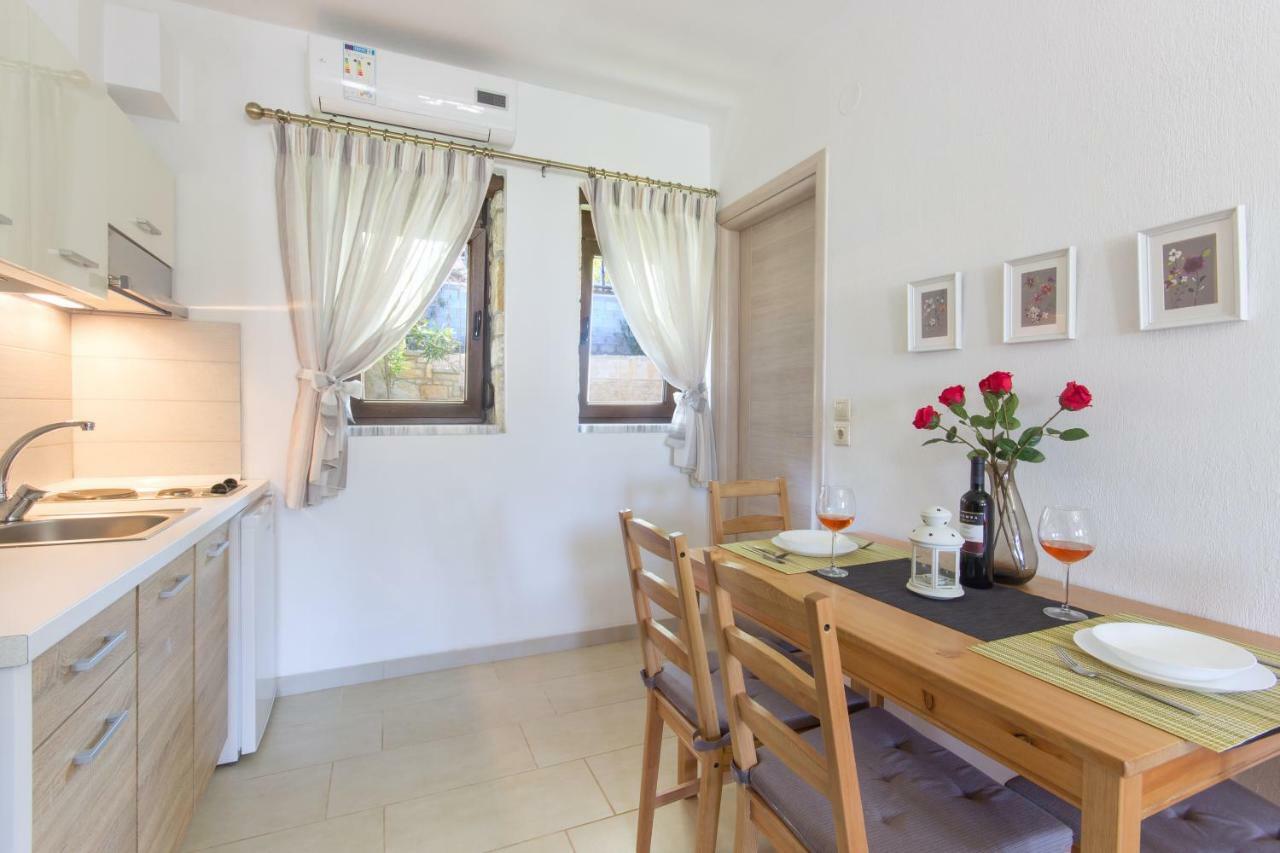 Pietra E Mare Apartment Skala Potamia  Bagian luar foto